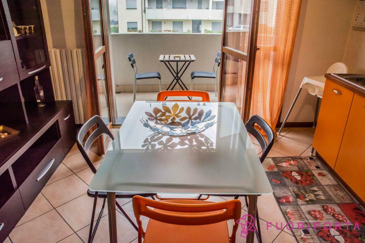 Casa Vacanze Da Nico Parma Exteriör bild